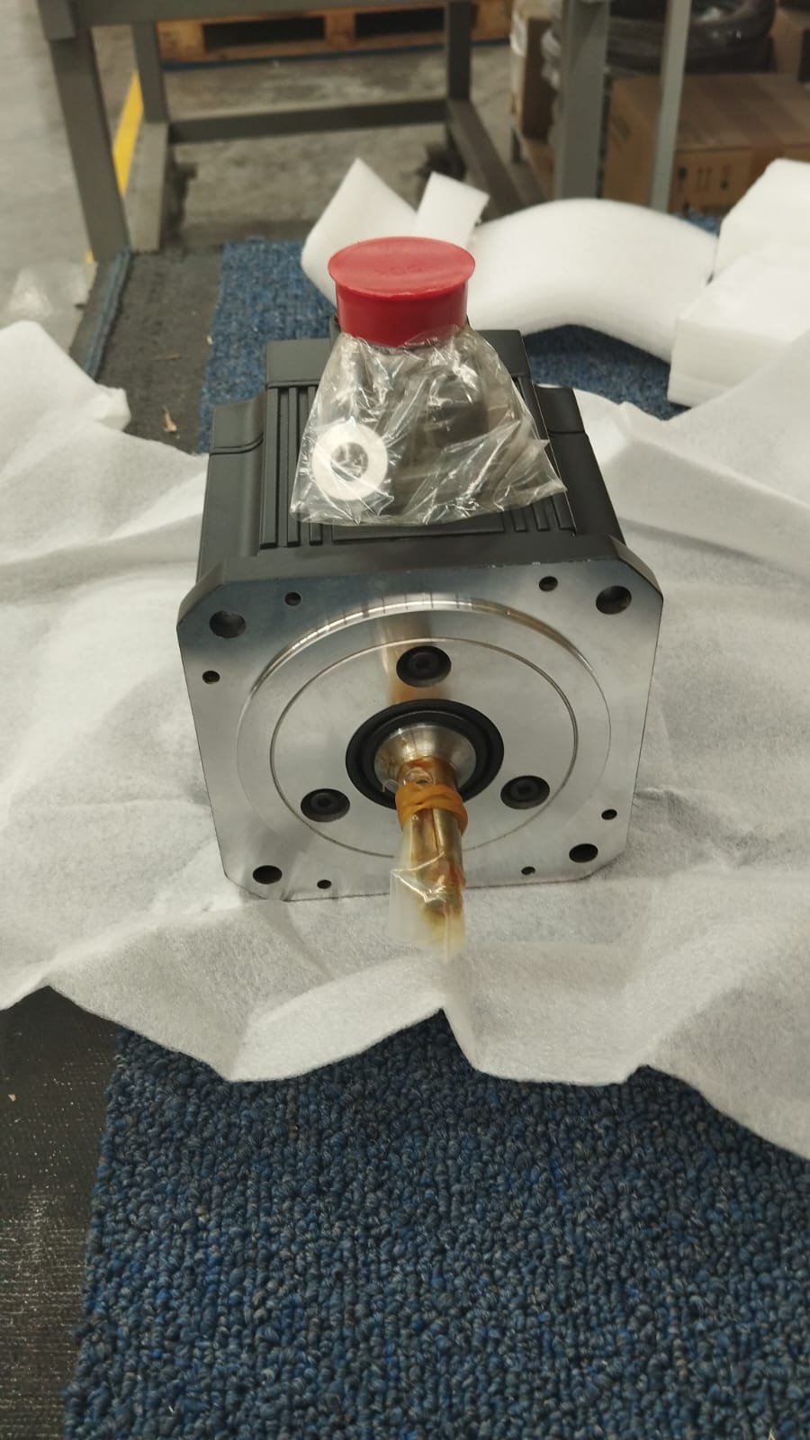 Mitsubishi HC103BT-SZK - Servomotor / Componente de Control Industrial